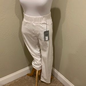 NWT Avenue White Butter Denim Jeans